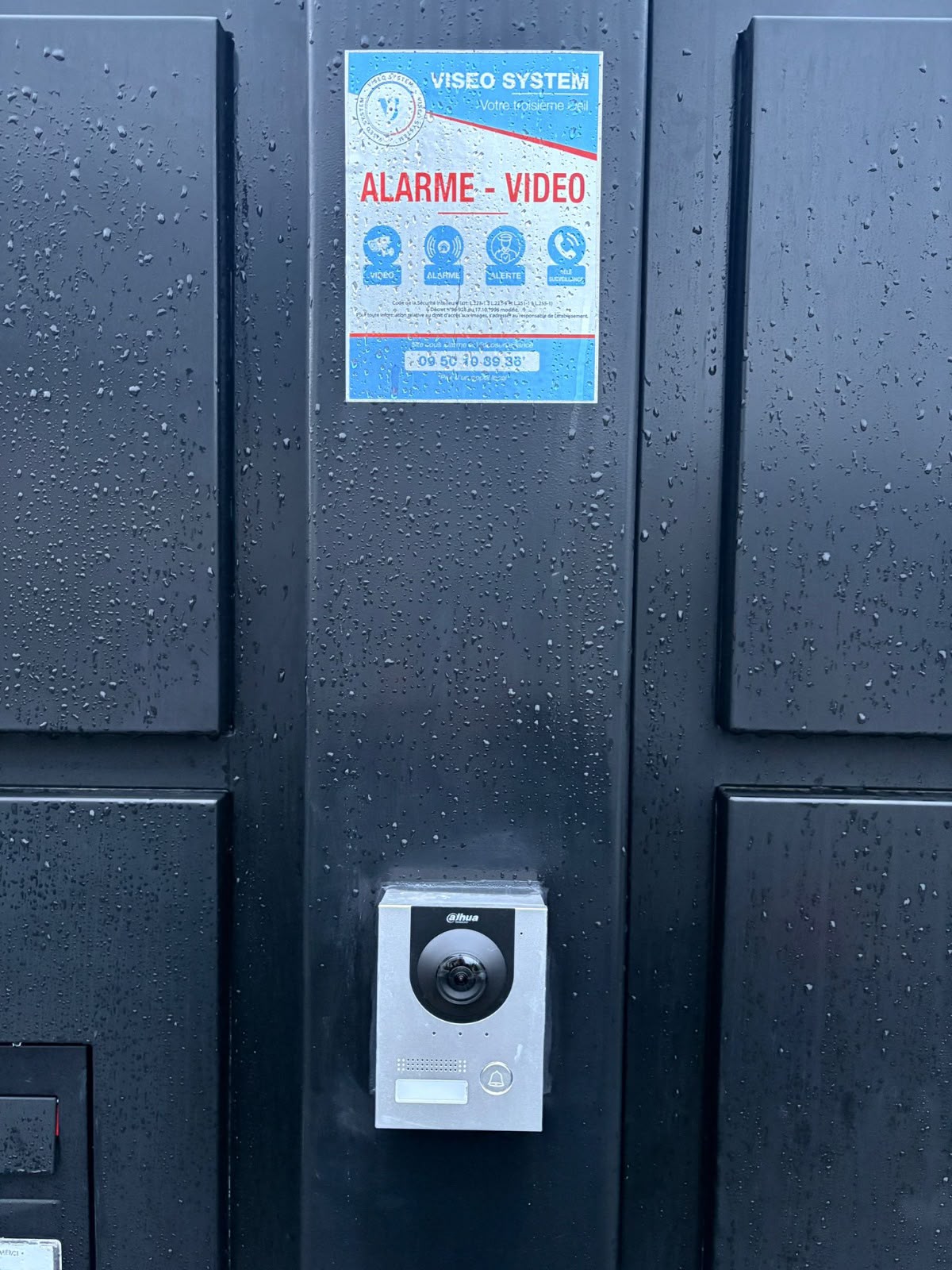 contrôle d’accès pour un visiophone filaire IP-viseosystem-paris